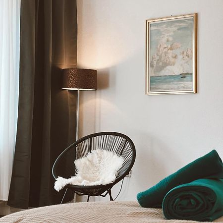 Leon Sleep&Stay Cassel Extérieur photo