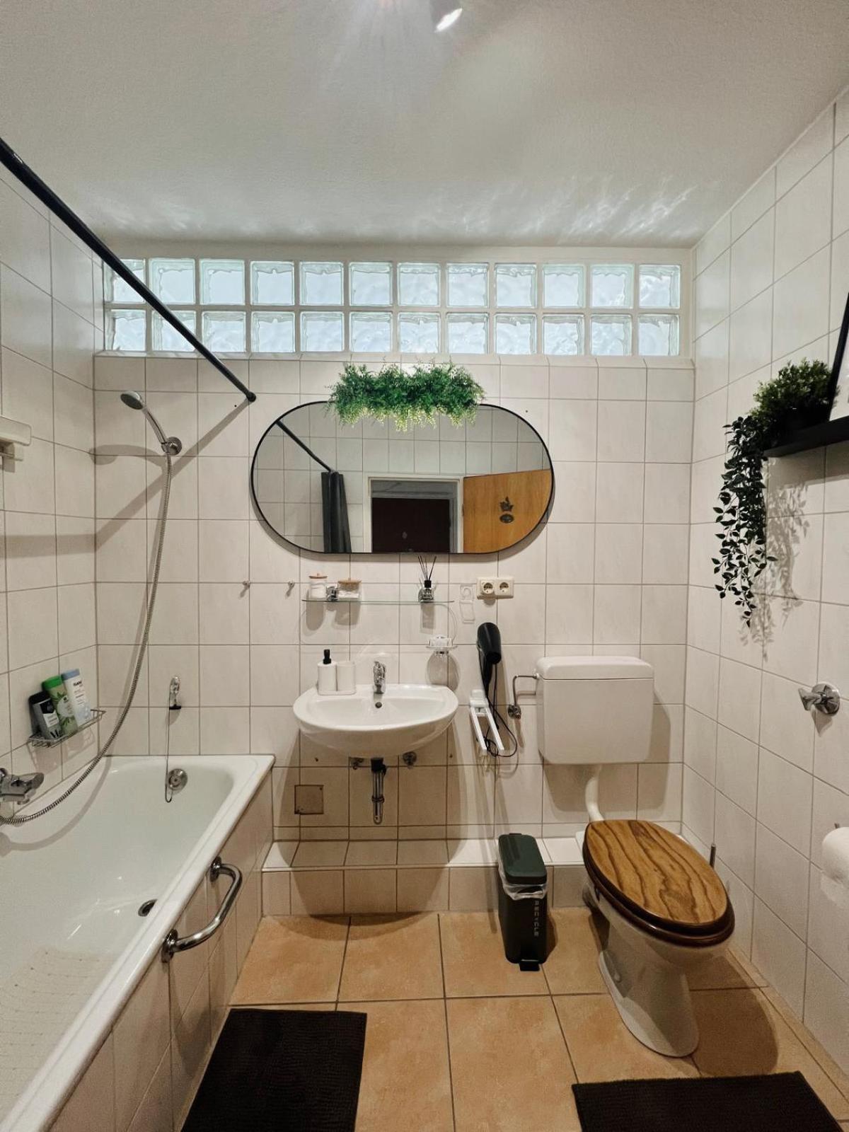 Leon Sleep&Stay Cassel Extérieur photo