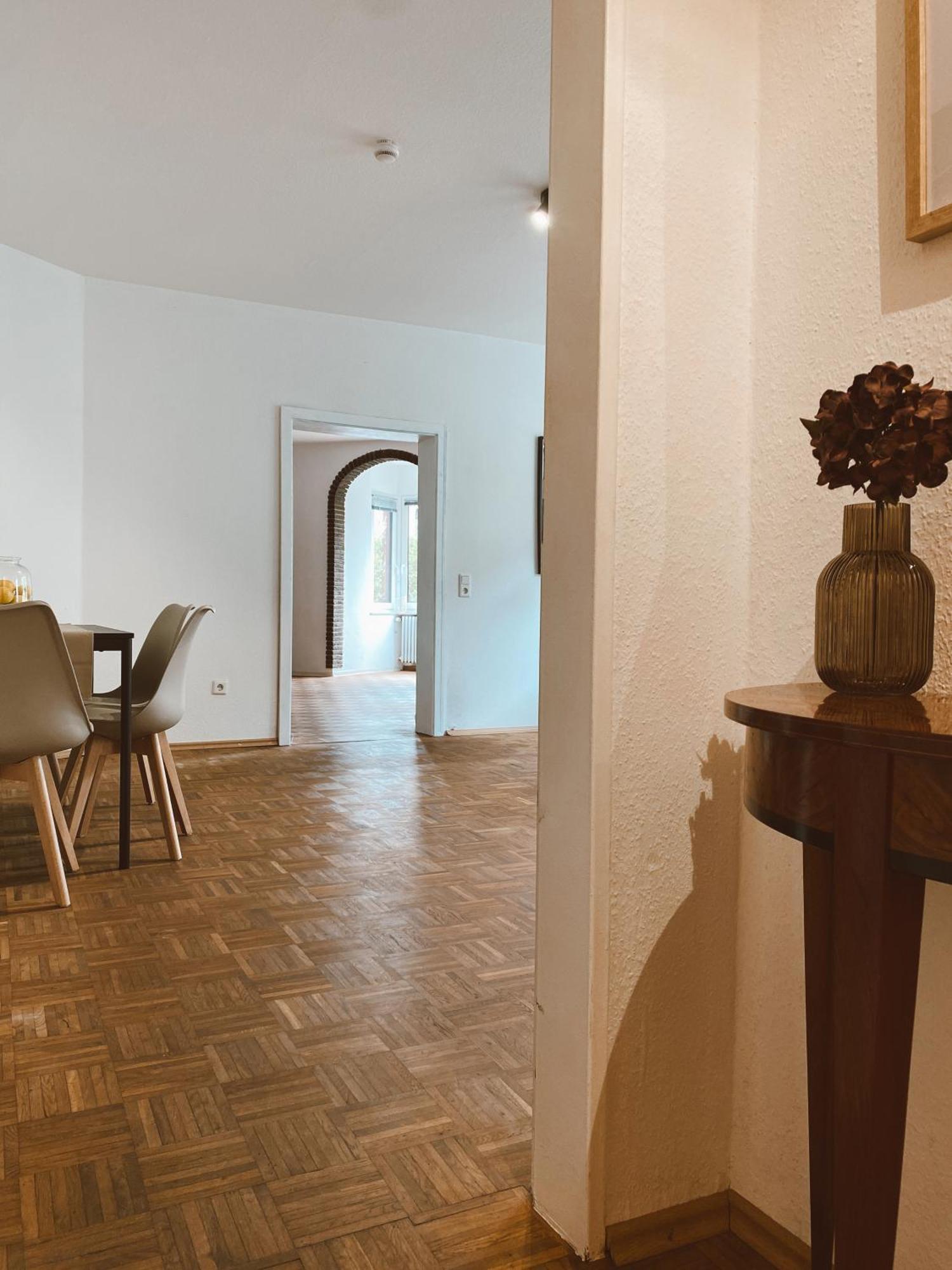 Leon Sleep&Stay Cassel Extérieur photo
